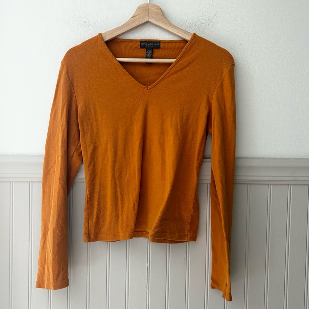 Y2K Banana Republic Medium Orange Ribbed V-Neck Long Sleeve Stretch Top